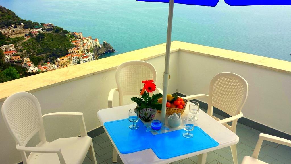 Villa La Rosa Del Mare Amalfi Habitación foto